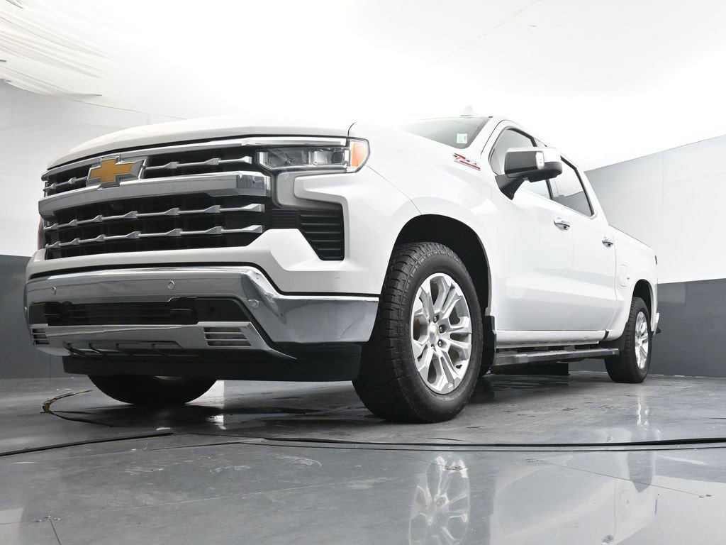 Used 2023 Chevrolet Silverado 1500 LTZ w/ LTZ Convenience Package II AWD/4WD image 36