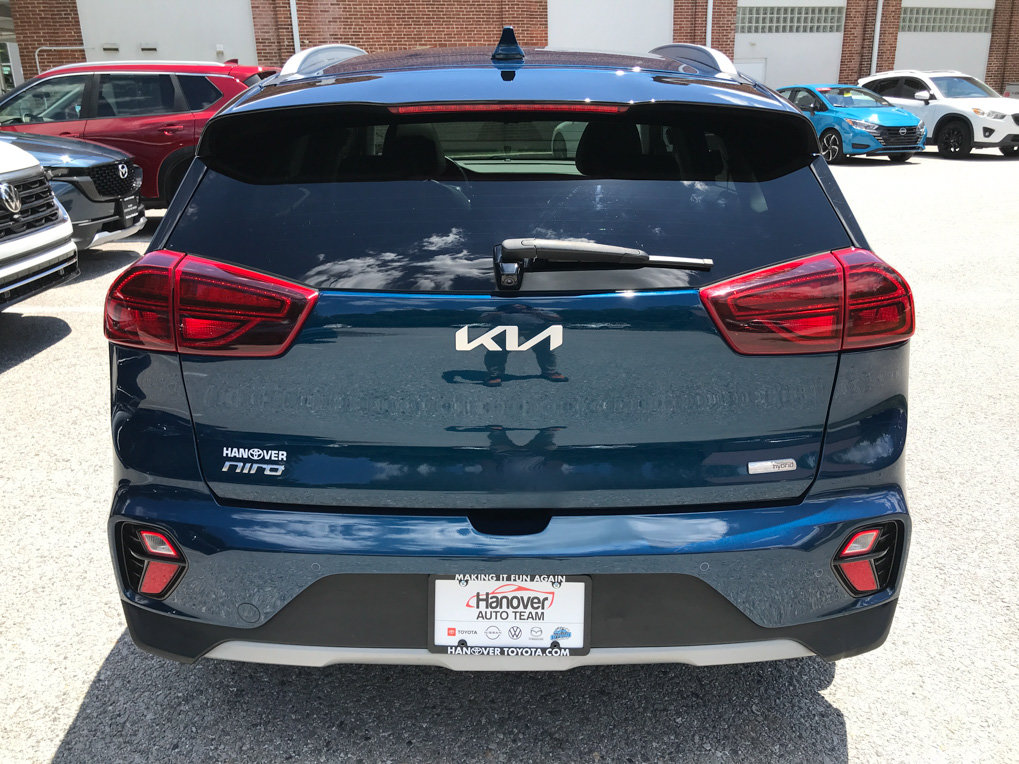 Used 2022 Kia Niro EX Premium FWD image 7