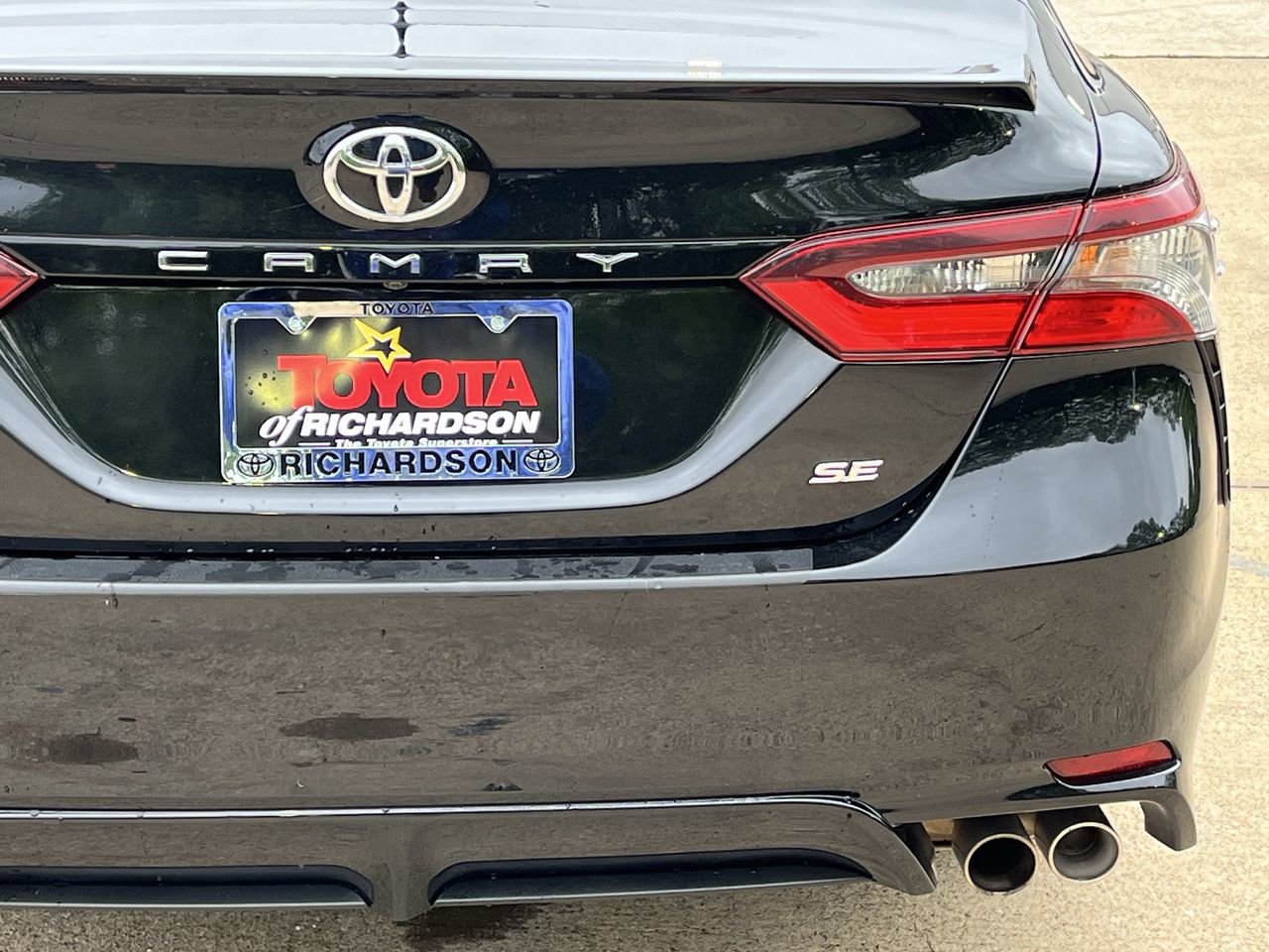 Used 2023 Toyota Camry SE w/ Audio Upgrade Package FWD image 6