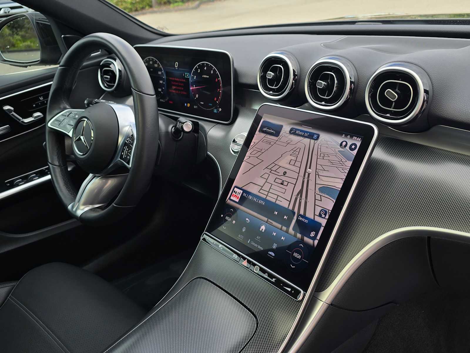 Used 2024 Mercedes-Benz C 300 4MATIC Sedan image 10