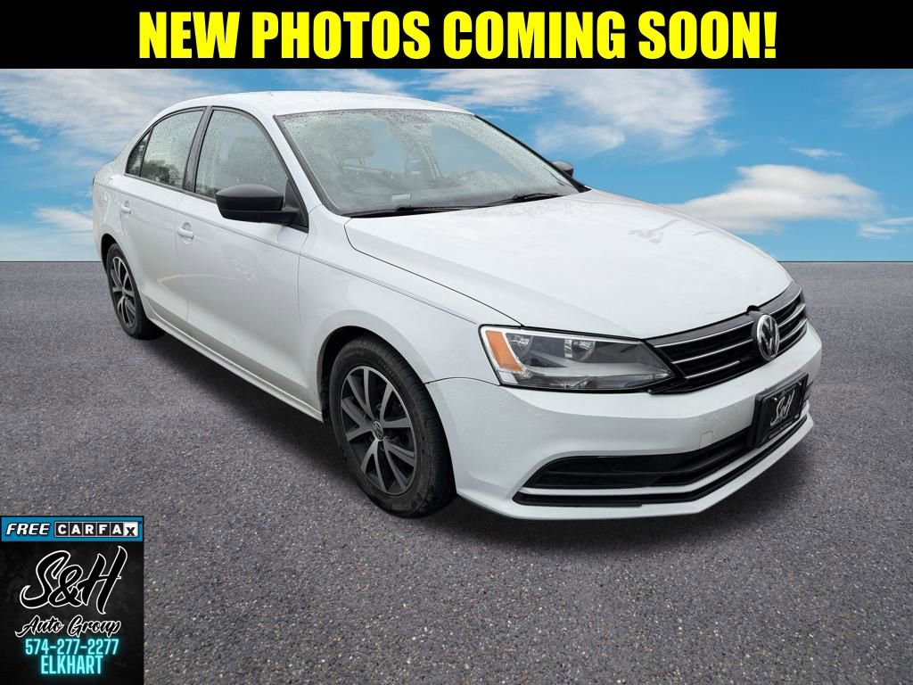 Used 2016 Volkswagen Jetta SE image 1