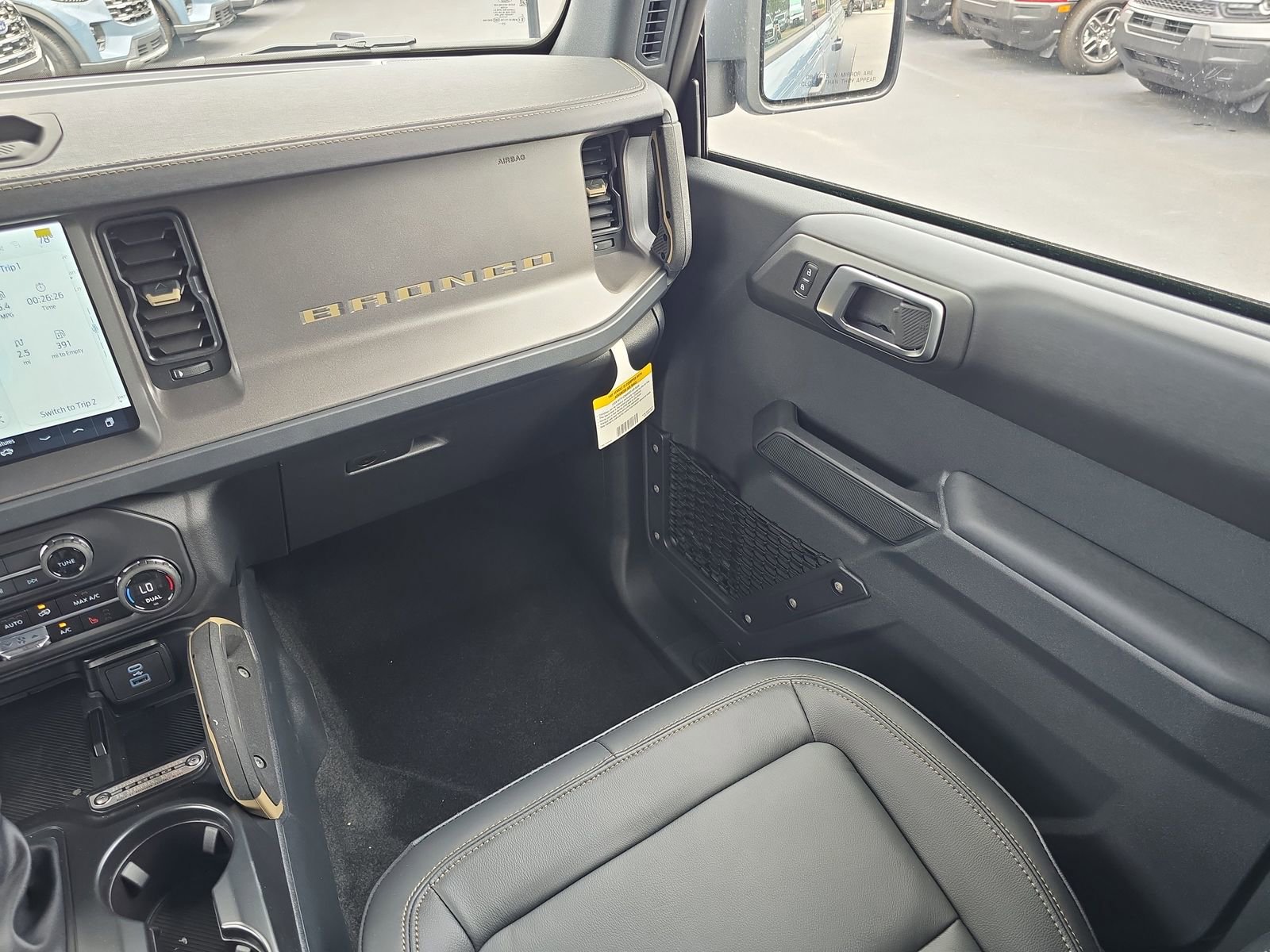 New 2025 Ford Bronco Badlands w/ Sasquatch Package image 9