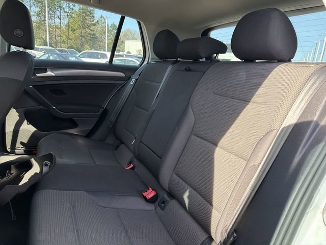 Used 2019 Volkswagen Golf S image 21