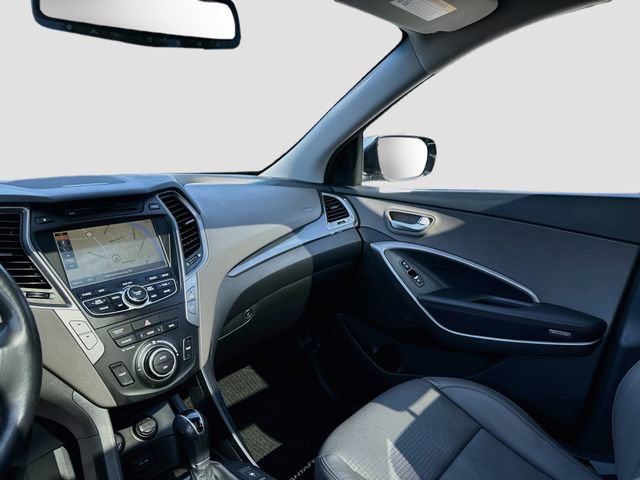 Used 2015 Hyundai Santa Fe Sport w/ Option Group 04 AWD/4WD image 25