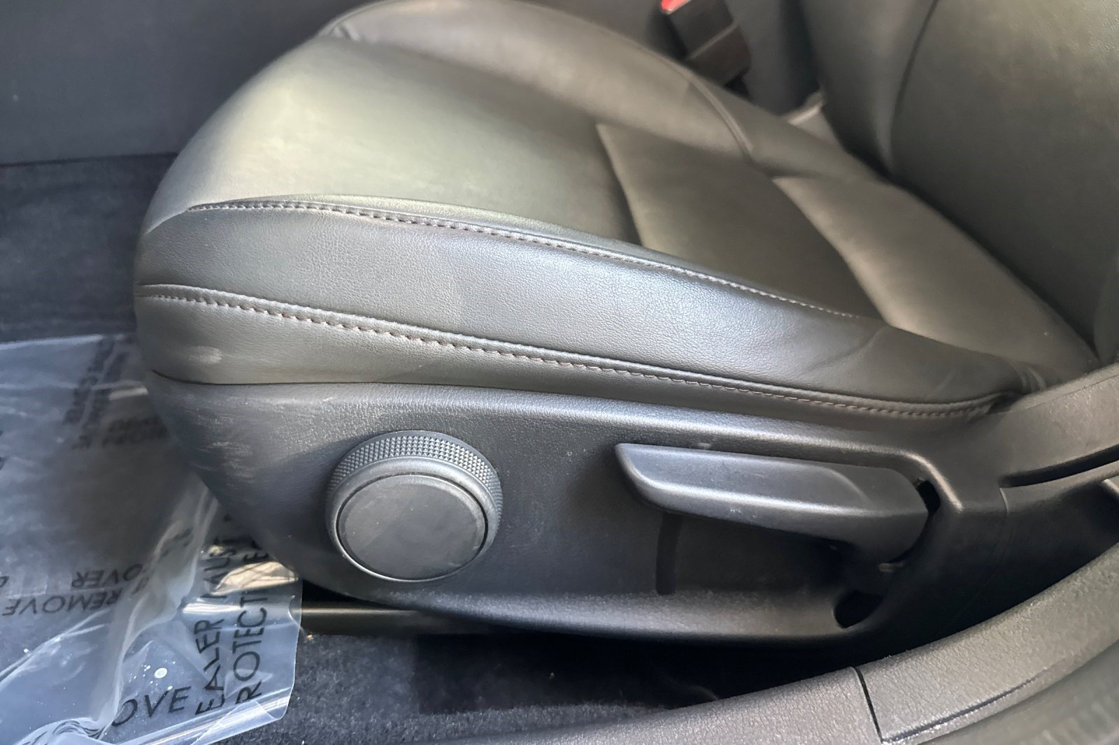 Used 2024 MAZDA MAZDA3 s FWD image 14