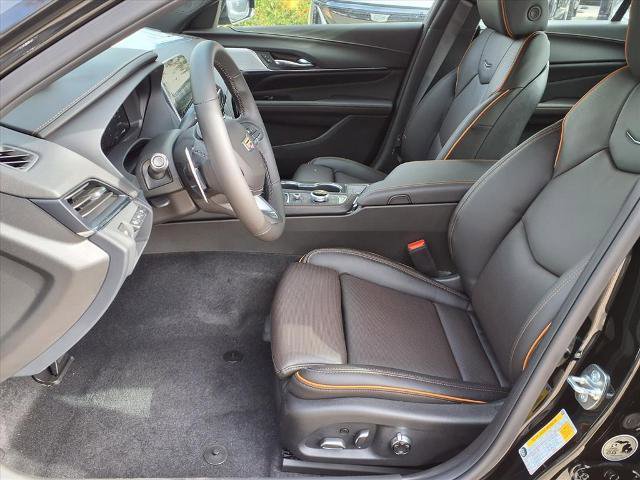 New 2026 Cadillac CT4 V w/ LPO, ONYX Package image 13