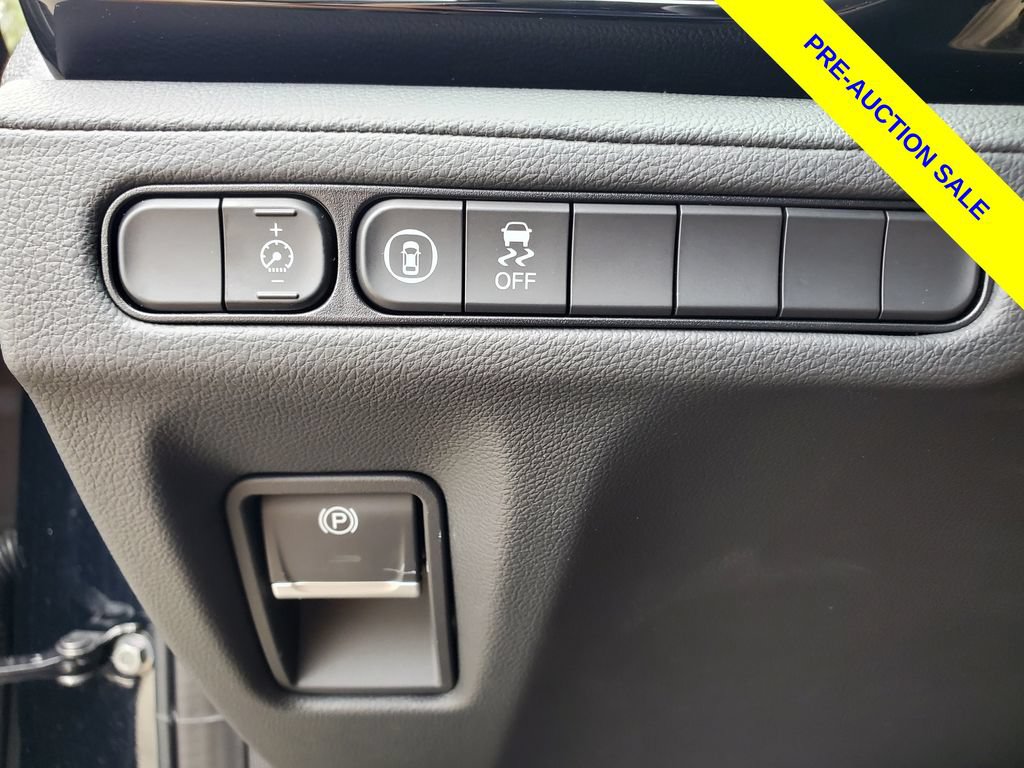 Used 2025 Acura MDX FWD image 23