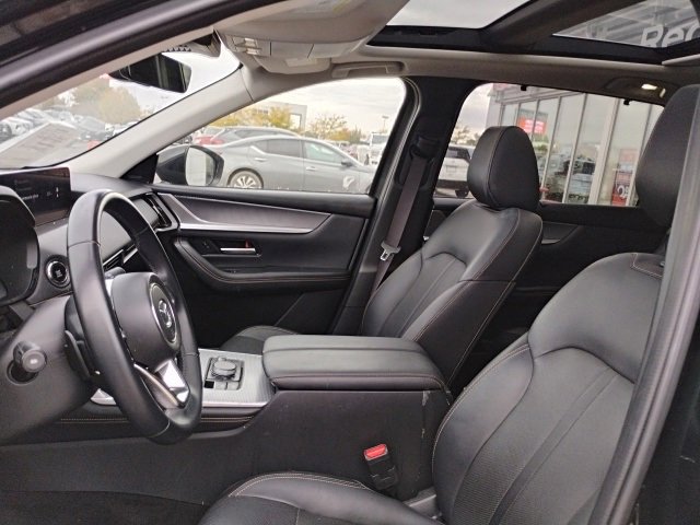 Used 2024 MAZDA CX-90 3.3 Turbo w/ Premium Package image 17