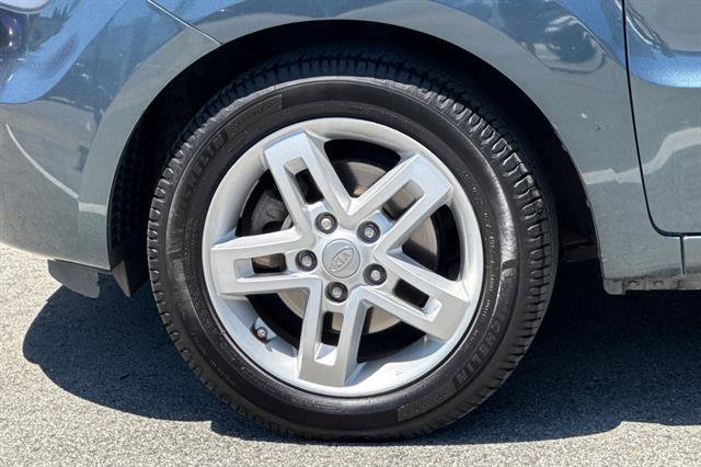 Used 2011 Kia Soul + w/ Audio Pkg FWD image 28