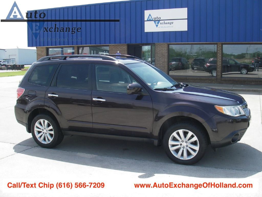 Used 2013 Subaru Forester 2.5X Limited AWD/4WD image 1