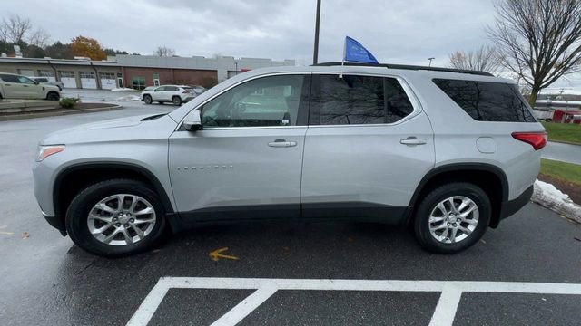 Used 2020 Chevrolet Traverse LT w/ LPO, Black Accent Package image 5
