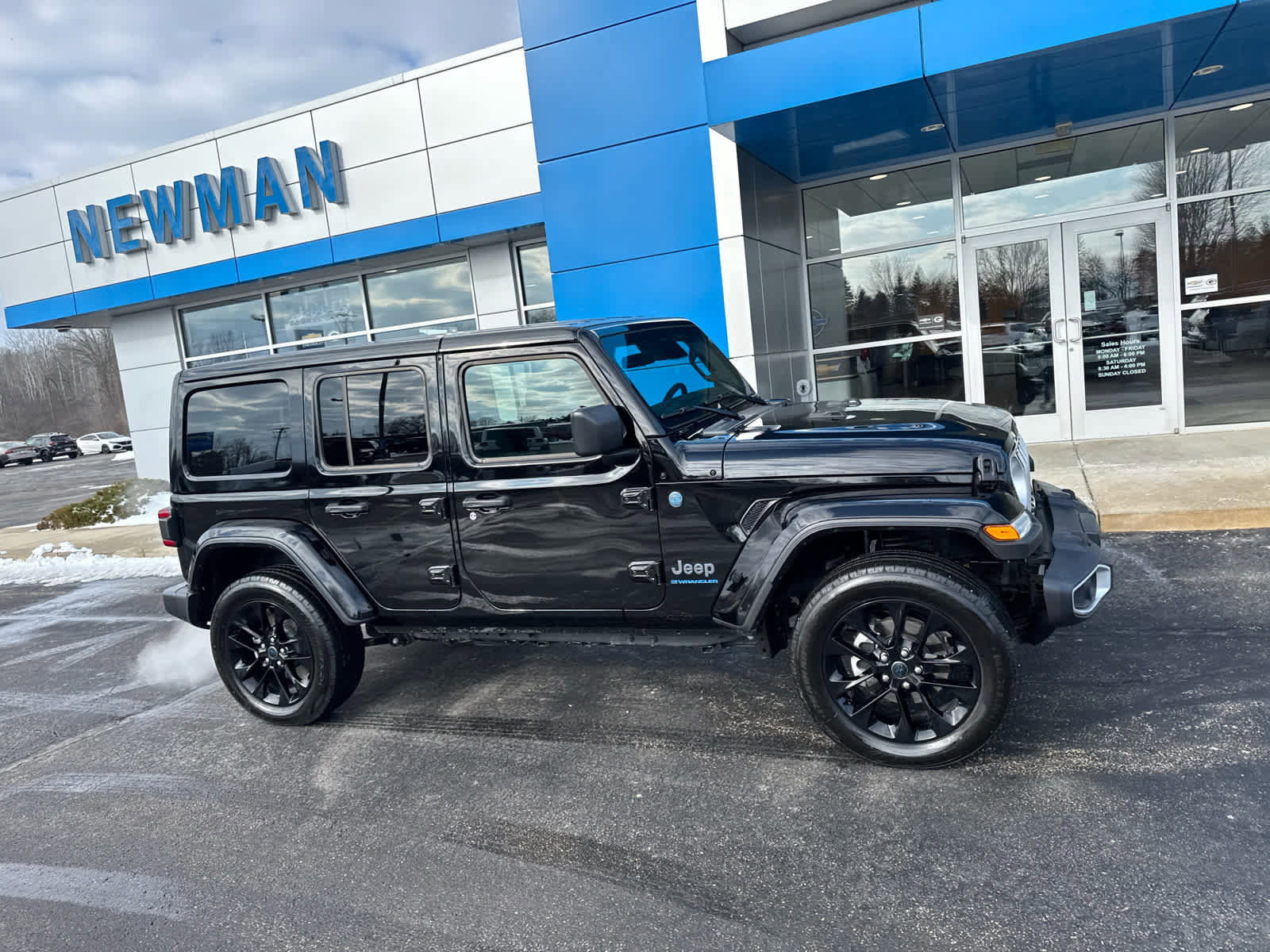 Used 2025 Jeep Wrangler Sahara w/ Safety Group image 2