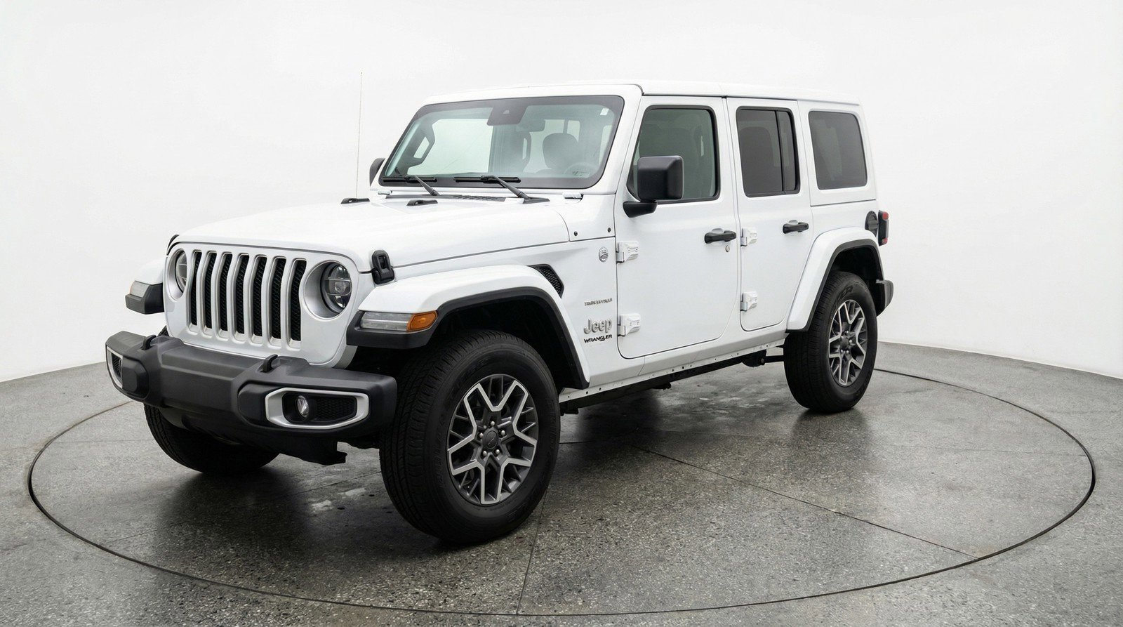 Used 2025 Jeep Wrangler Sahara AWD/4WD image 3