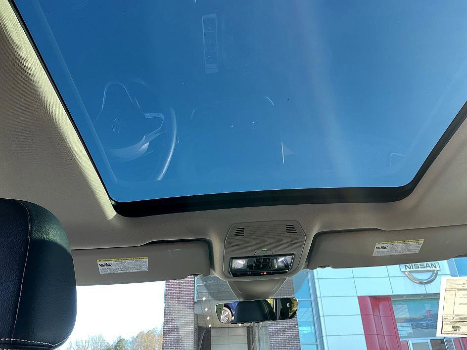 Used 2024 Volkswagen Atlas SE image 23