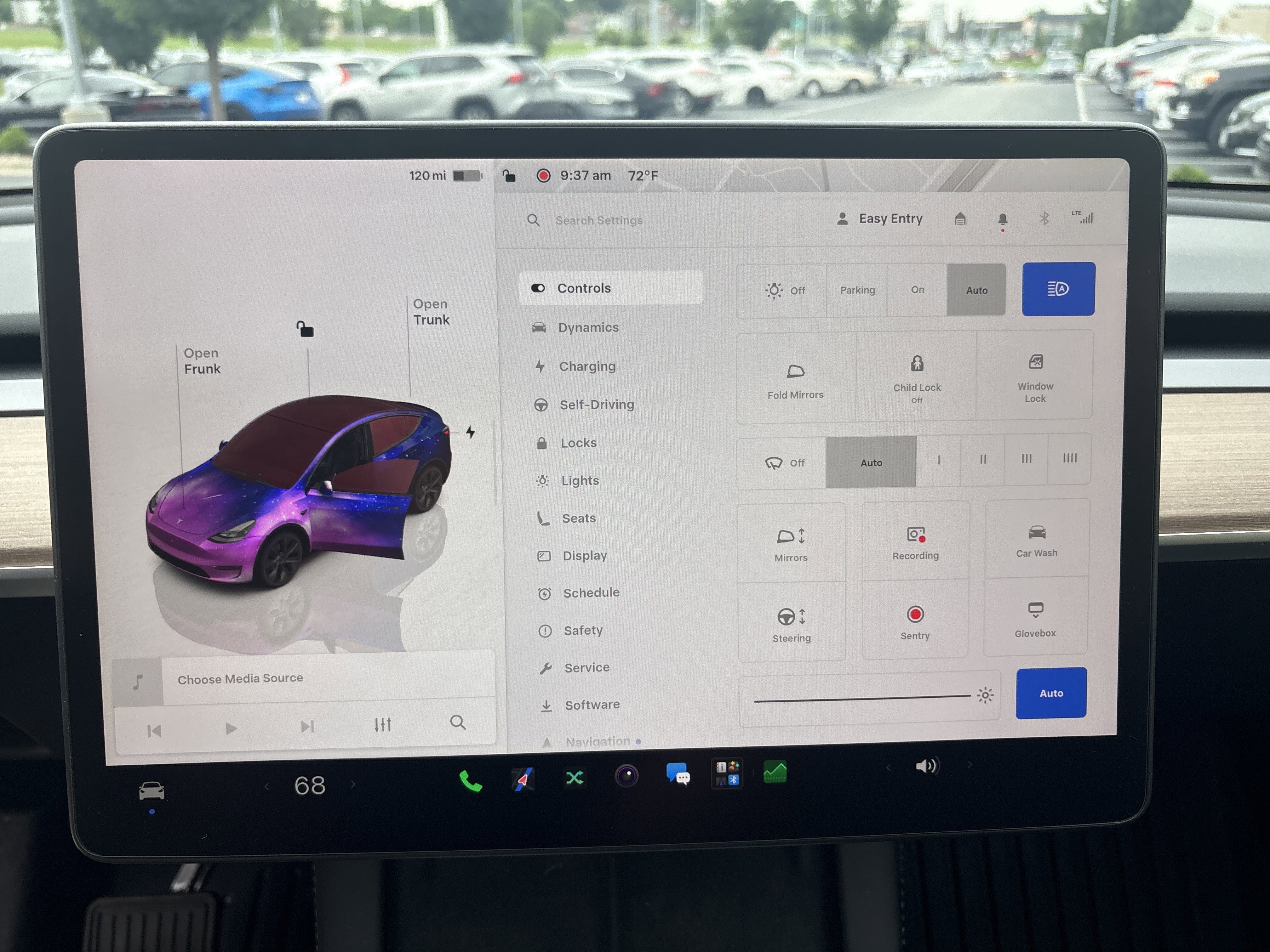 Used 2024 Tesla Model Y Long Range AWD/4WD image 21