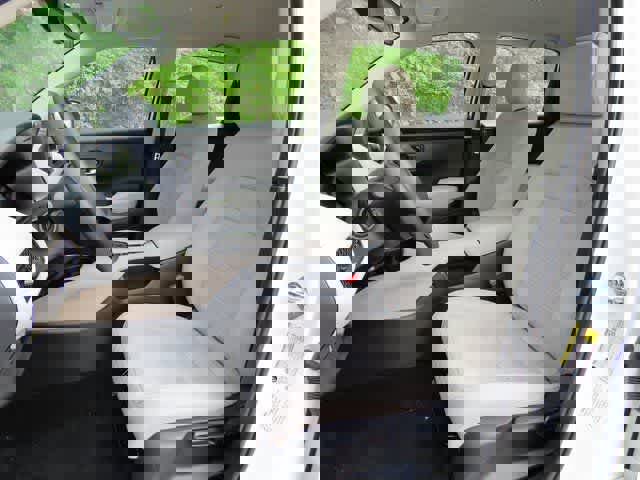 New 2026 Honda HR-V LX image 12