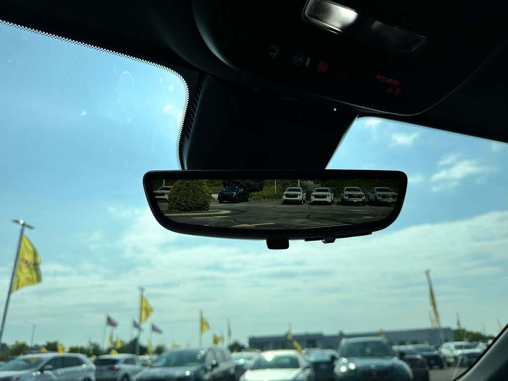 New 2026 Chevrolet Equinox LT w/ Convenience Package II image 28