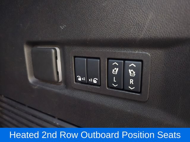 Used 2024 GMC Yukon AT4 w/ Technology Package AWD/4WD image 34
