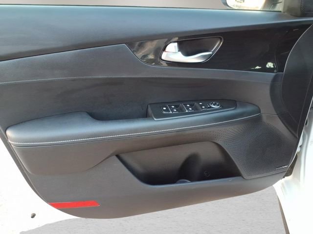 Used 2023 Kia Forte GT-Line w/ GT-Line Premium Package image 16