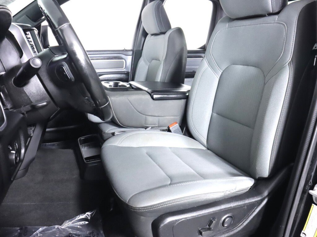 Used 2022 RAM 1500 Big Horn AWD/4WD image 33