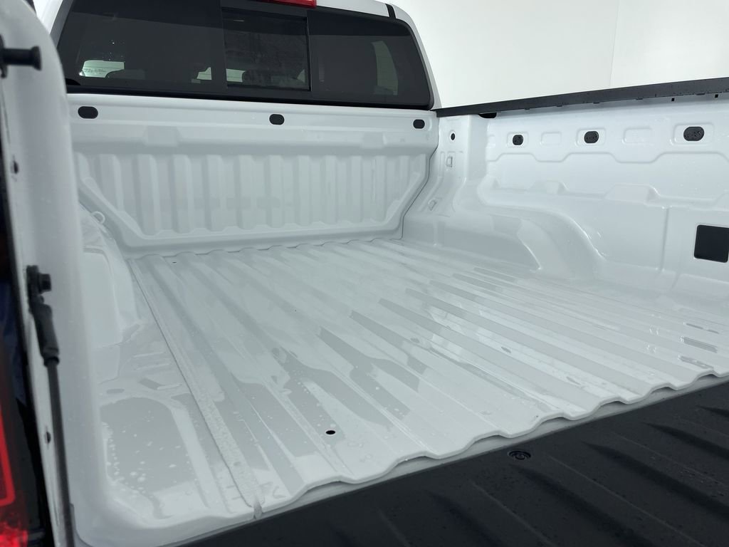 Used 2025 GMC Canyon Elevation image 26