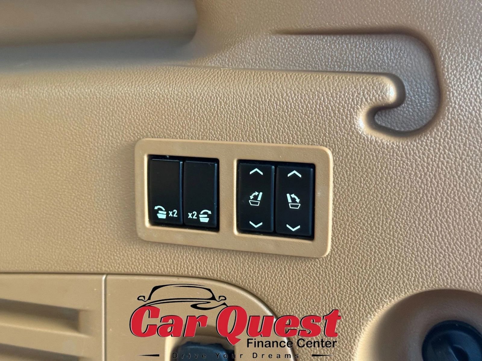 Used 2015 Cadillac Escalade ESV Platinum AWD/4WD image 19