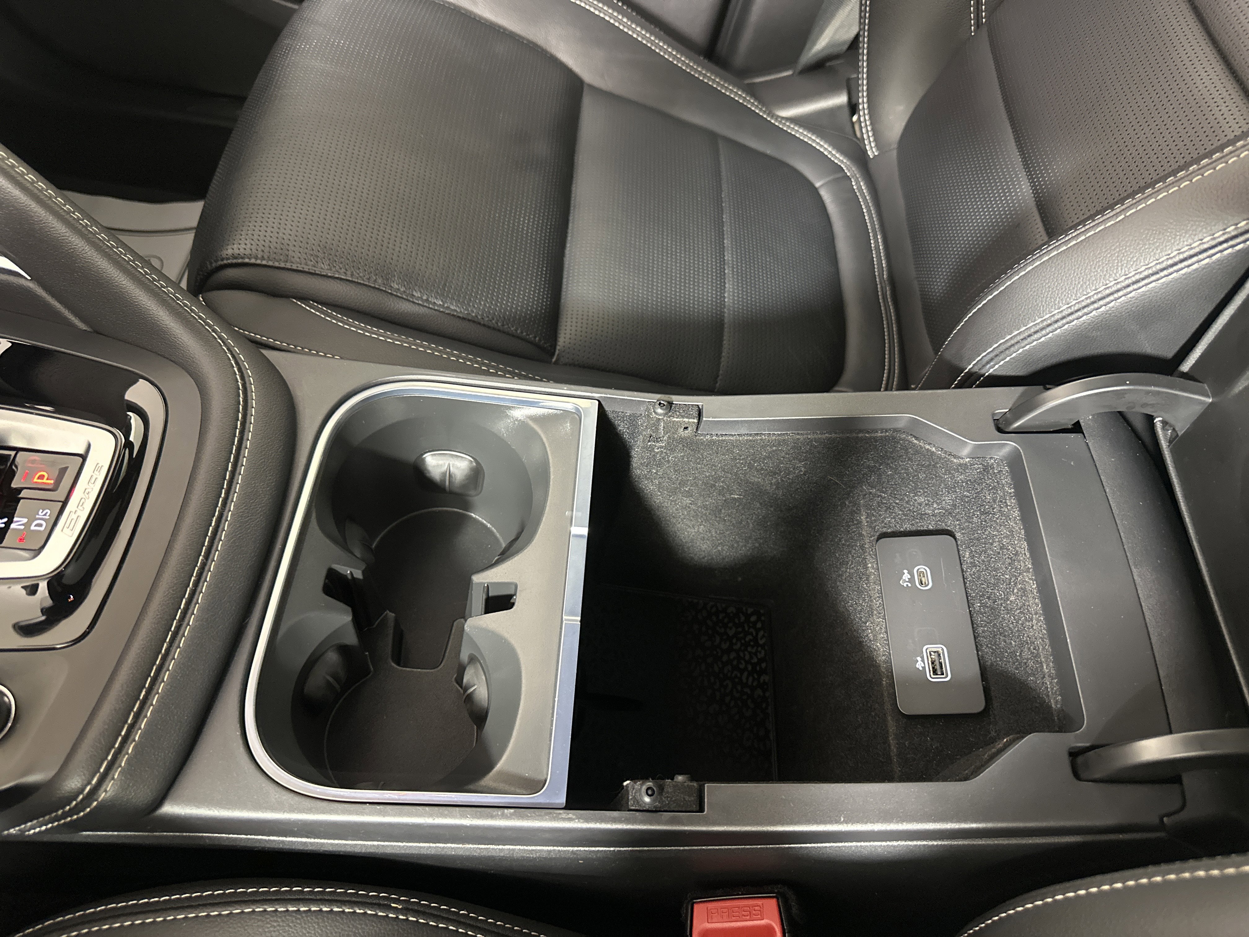 Used 2021 Jaguar E-PACE 300 Sport image 21