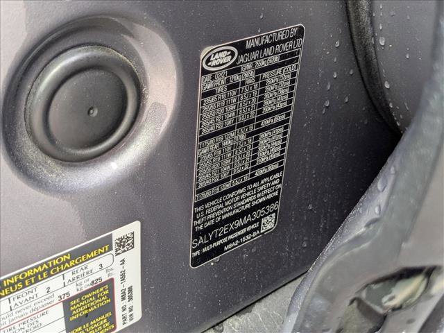 Used 2021 Land Rover Range Rover Velar R-Dynamic S image 24