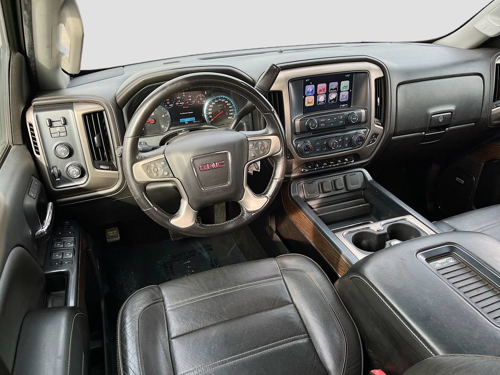 Used 2018 GMC Sierra 2500 Denali w/ Duramax Plus Package AWD/4WD image 23