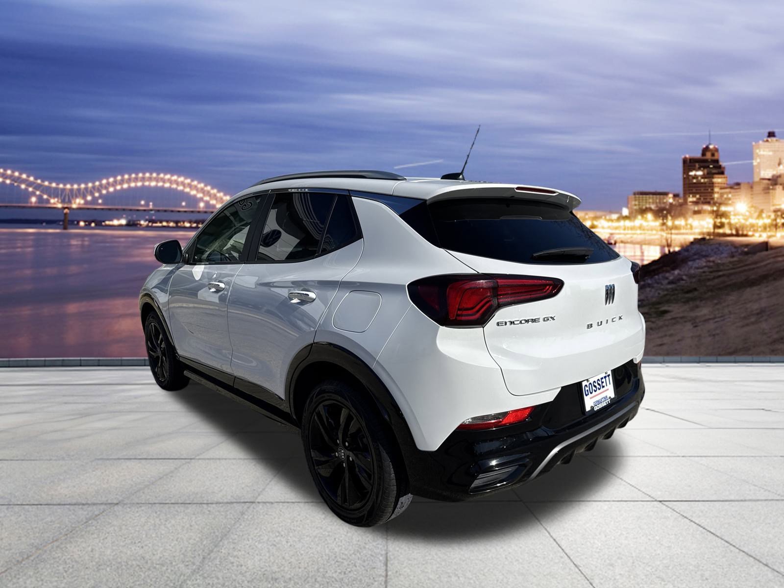 Used 2024 Buick Encore GX Sport Touring image 3