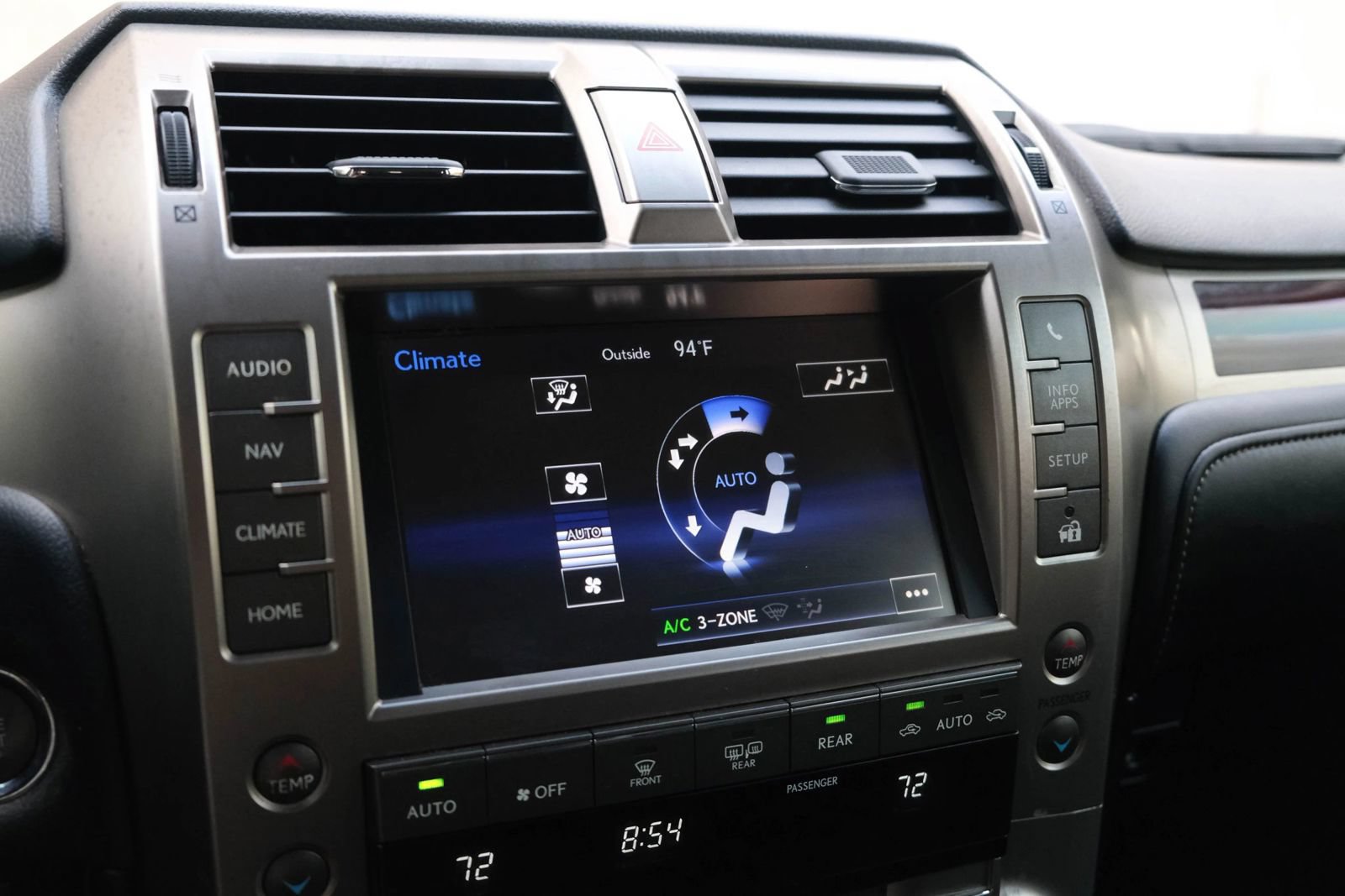 Used 2017 Lexus GX 460 Premium w/ Premium Package AWD/4WD image 41