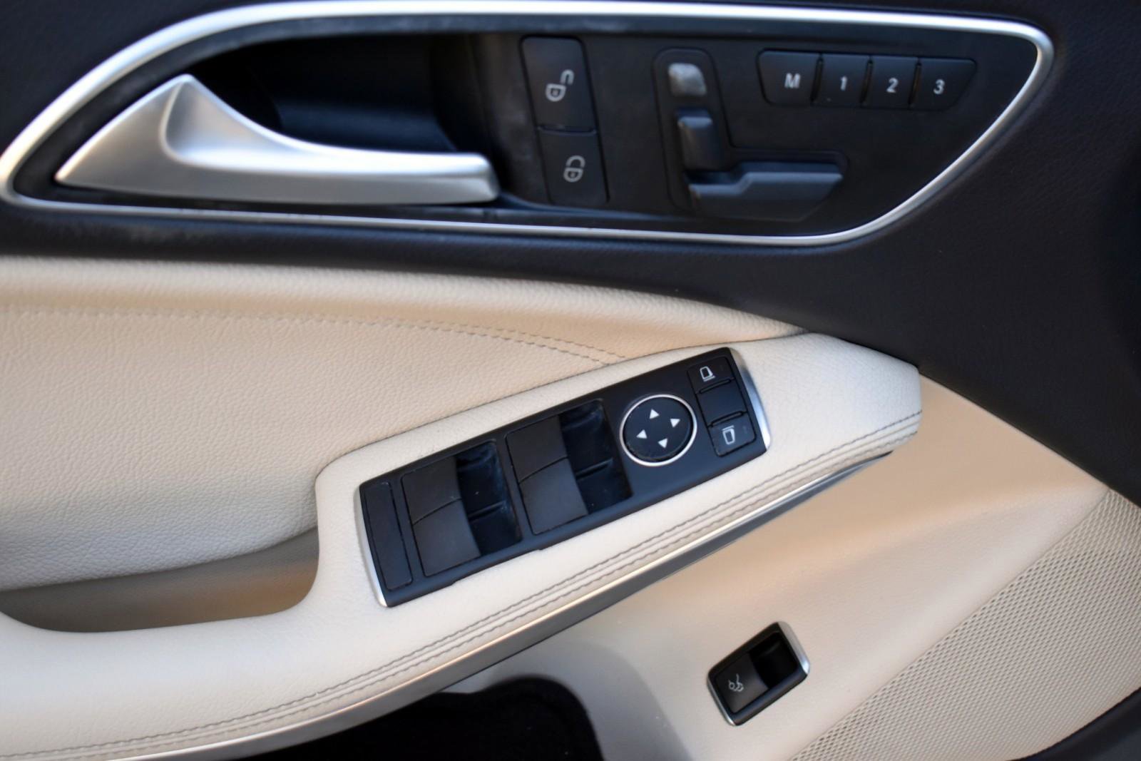 Used 2015 Mercedes-Benz CLA 250 image 32