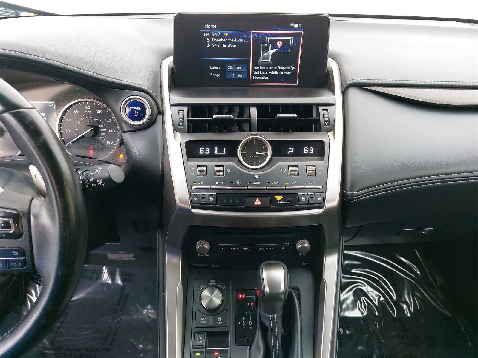 Used 2019 Lexus NX 300h 300h image 23