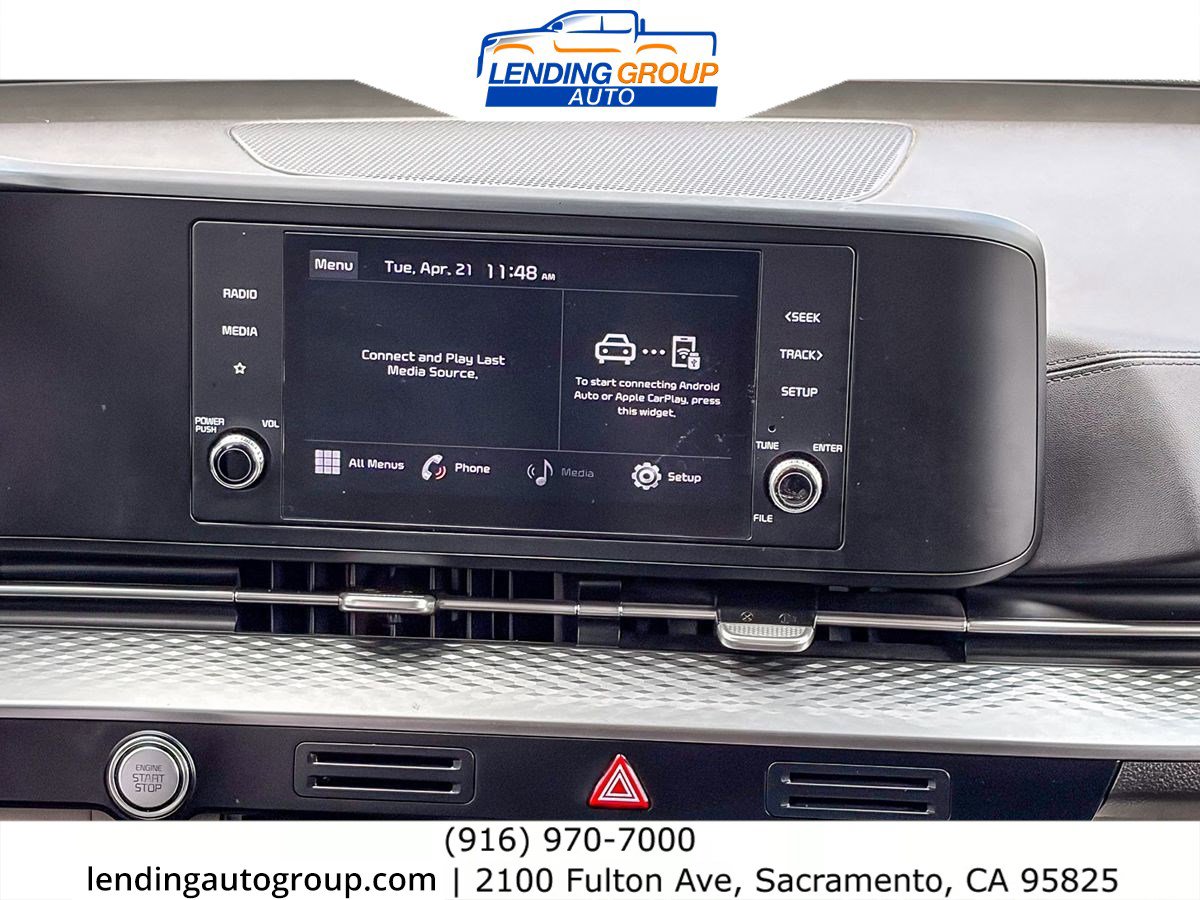 Used 2022 Kia Carnival LX FWD image 13