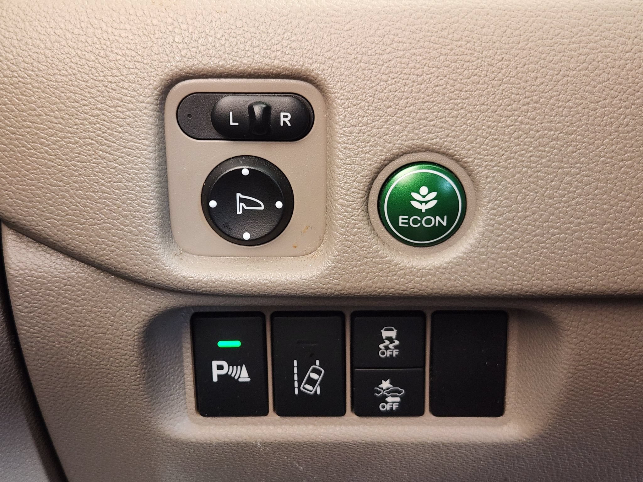 Used 2017 Honda Pilot Touring image 21