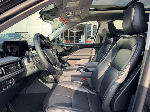 Used 2026 Lincoln Aviator AWD image 15