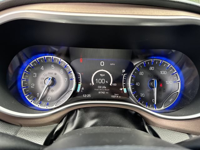 Used 2019 Chrysler Pacifica Touring-L Plus FWD image 42