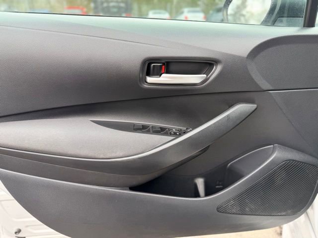 Used 2020 Toyota Corolla LE image 16