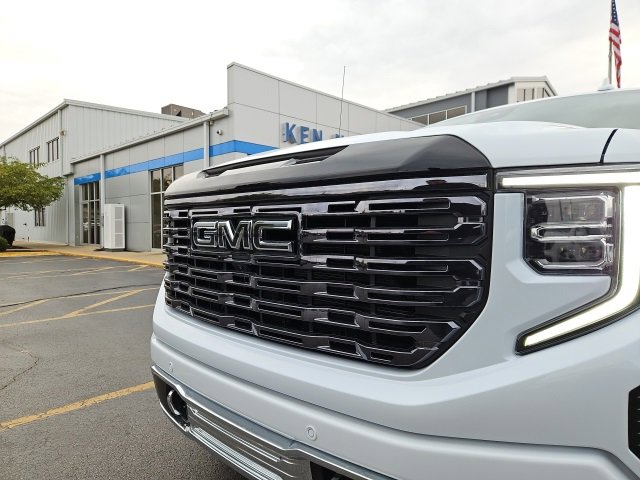 New 2026 GMC Sierra 1500 Denali Ultimate image 16