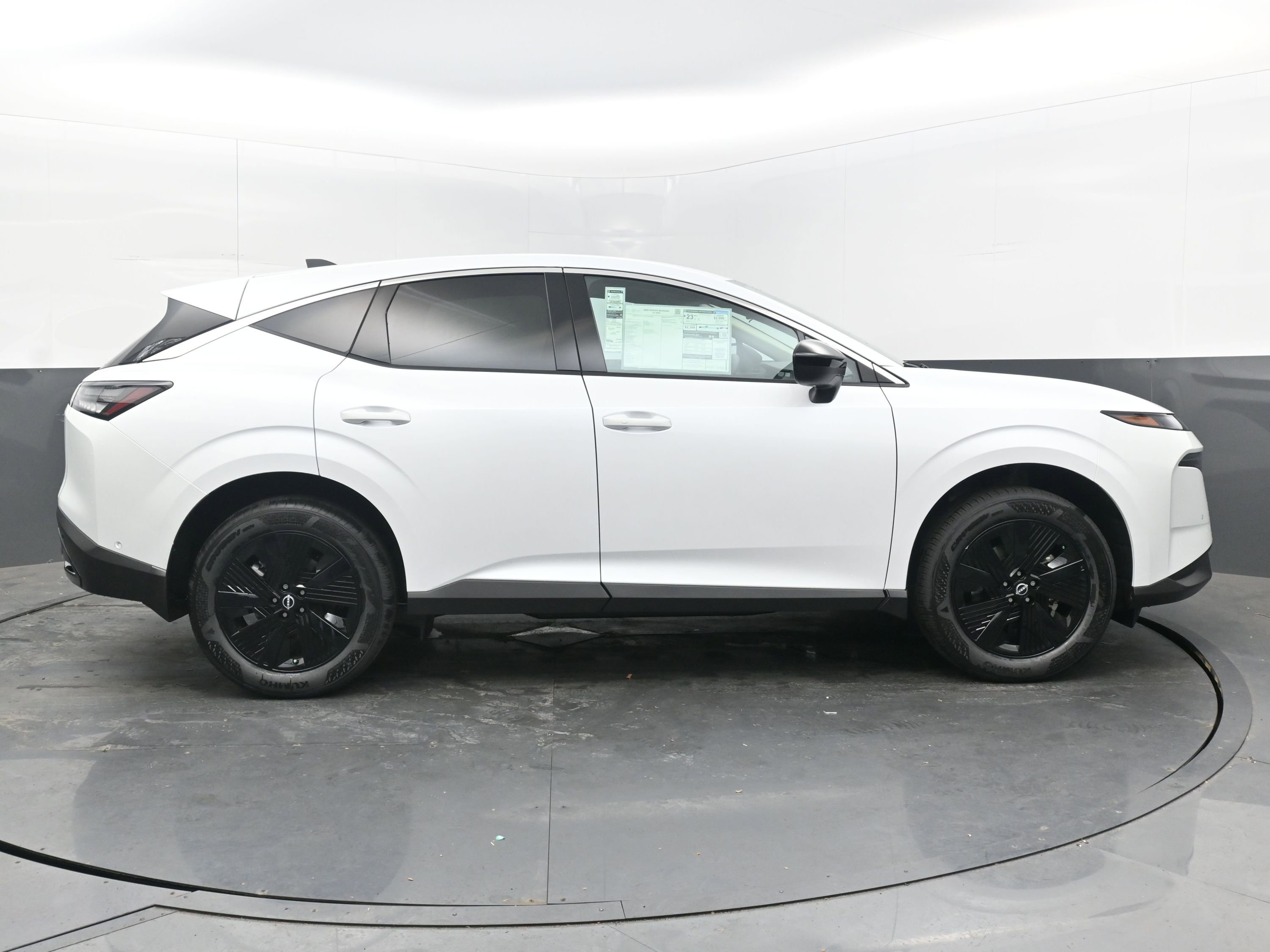 New 2025 Nissan Murano SV image 8