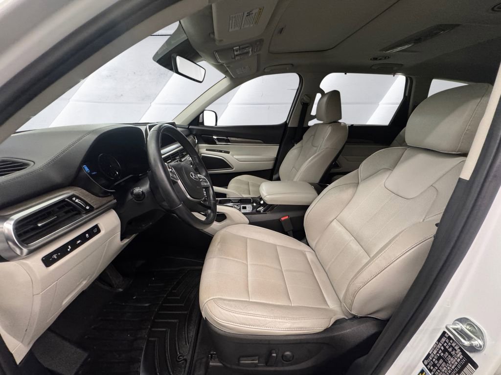 Used 2020 Kia Telluride EX w/ EX Premium Package image 7