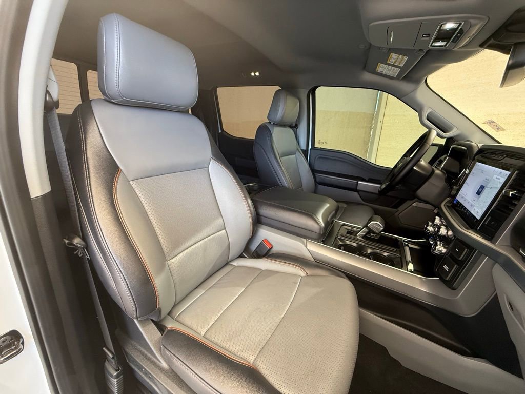 Used 2025 Ford F150 Lariat w/ Equipment Group 501A Mid image 15