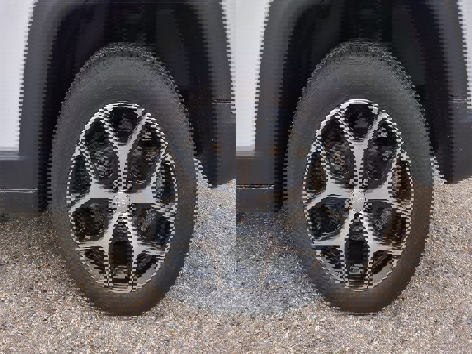 Certified 2024 Jeep Compass Limited image 14