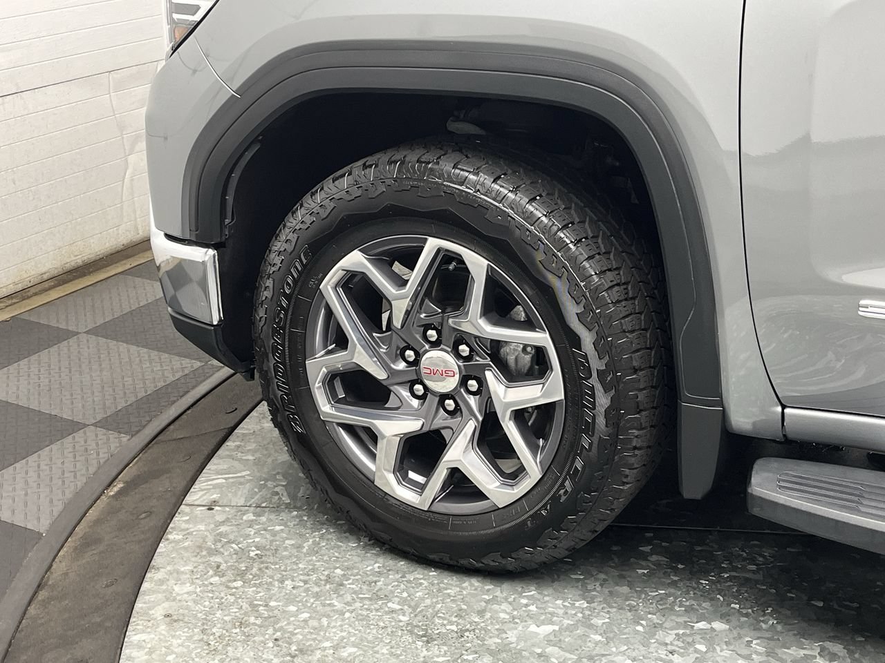 Certified 2025 GMC Sierra 1500 SLT w/ SLT Premium Plus Package AWD/4WD image 39