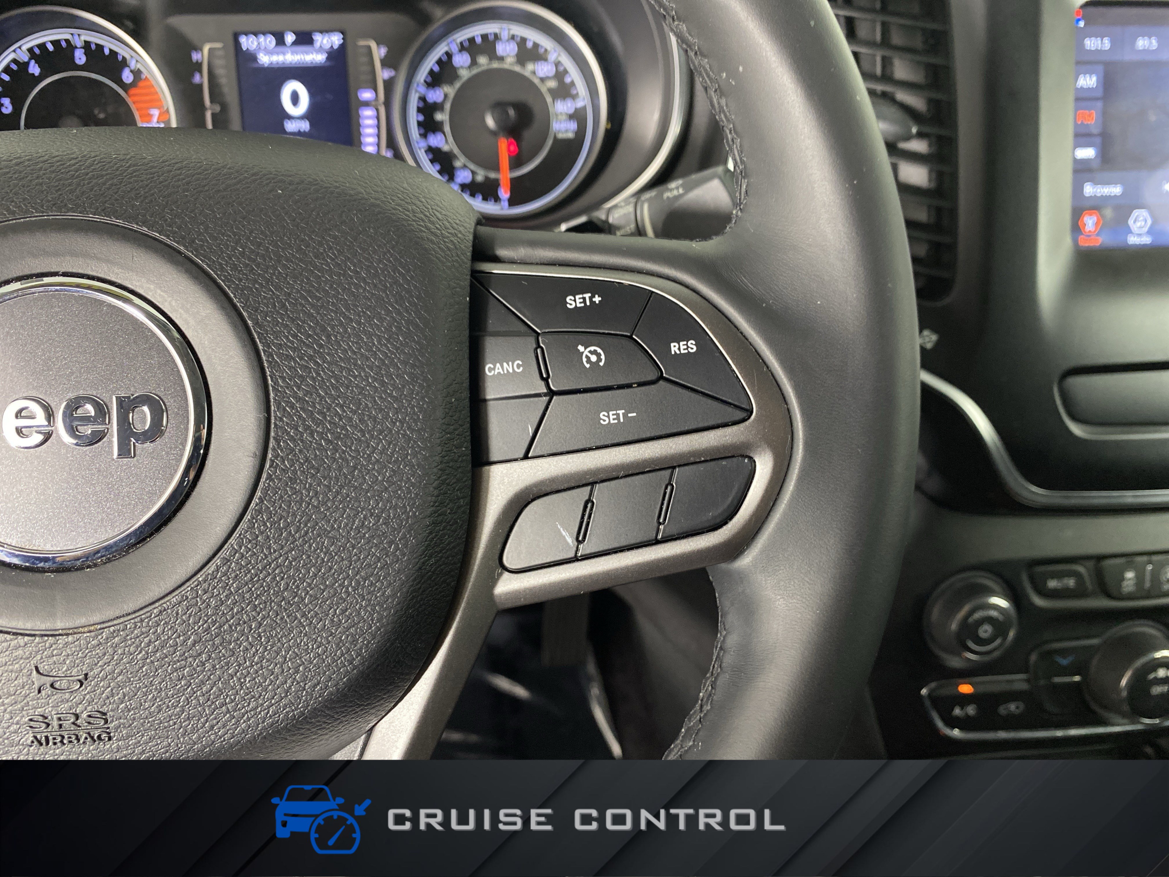 Used 2019 Jeep Cherokee Latitude Plus FWD image 22