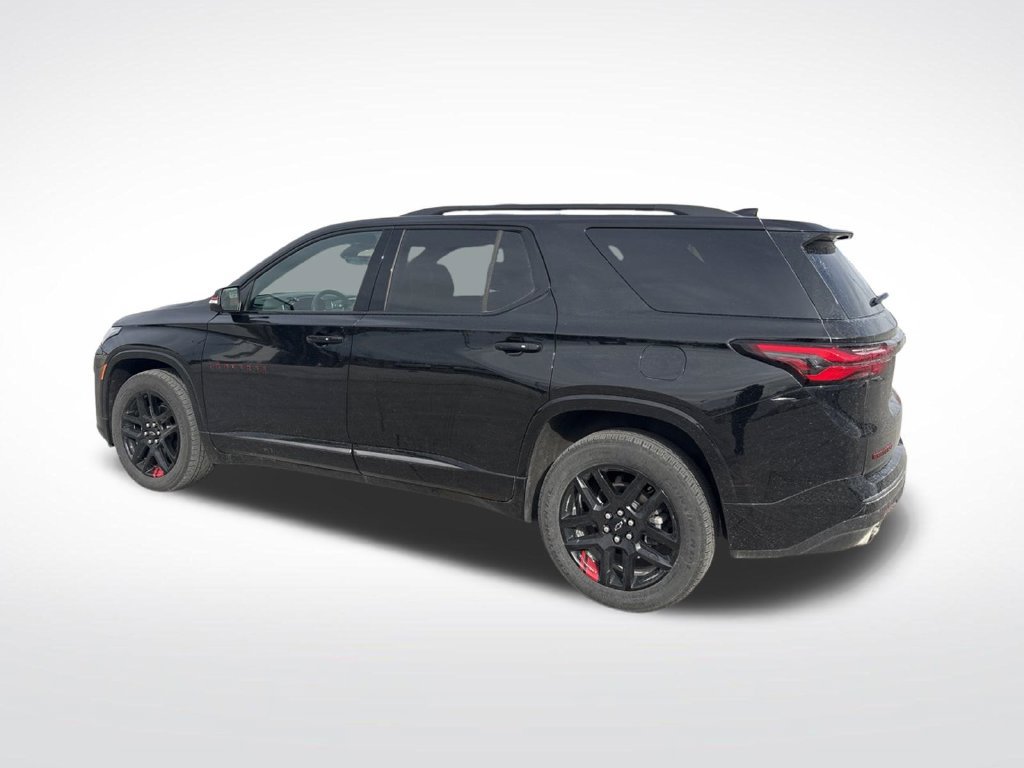 Used 2023 Chevrolet Traverse Premier w/ Redline Edition AWD/4WD image 6