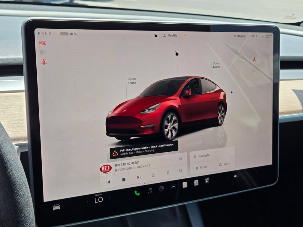 Used 2022 Tesla Model Y Long Range AWD/4WD image 25