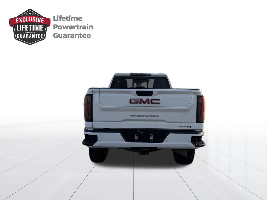 Used 2024 GMC Sierra 2500 AT4 w/ AT4 Premium Plus Package AWD/4WD image 4