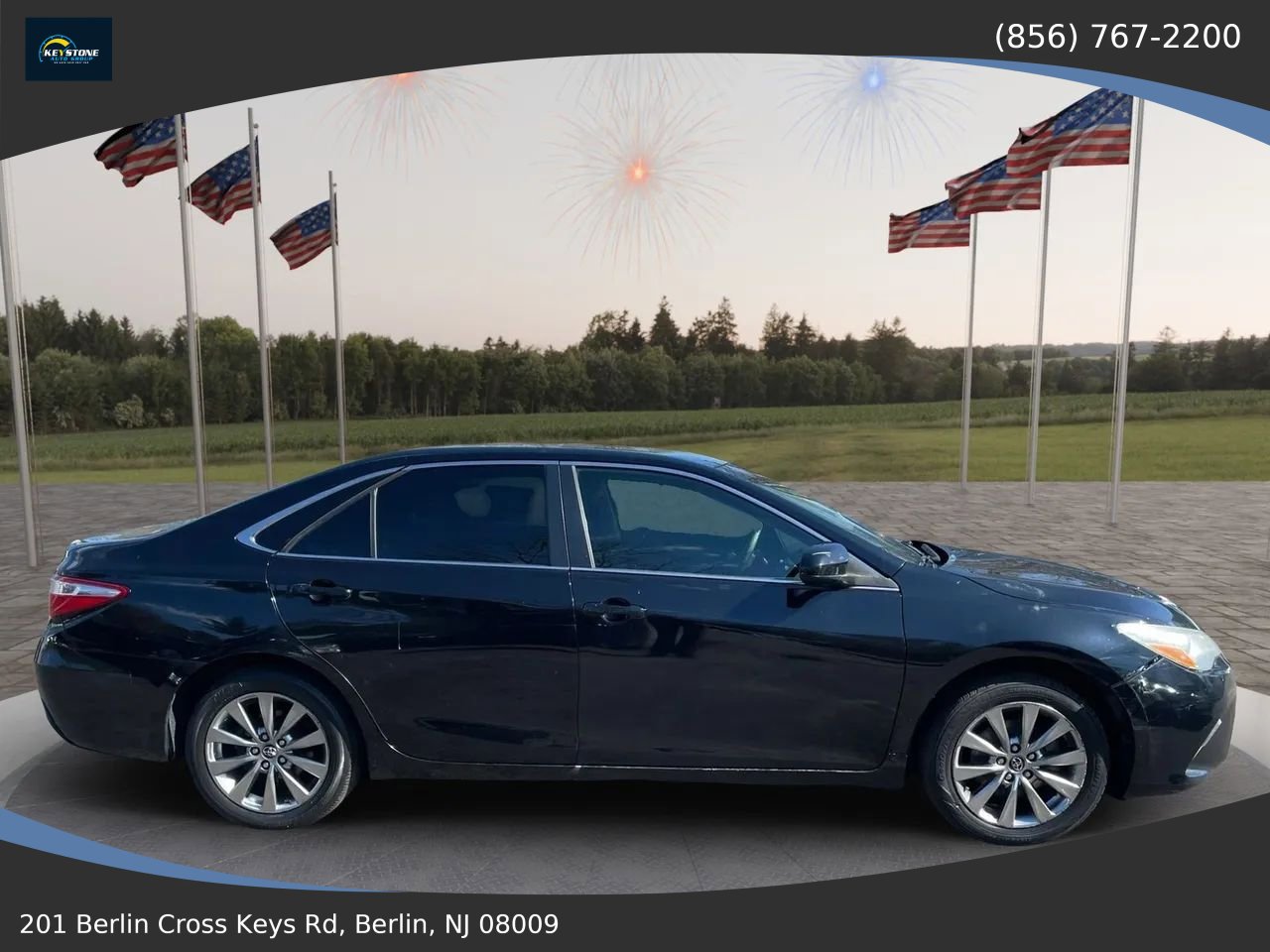 Used 2017 Toyota Camry XSE image 2