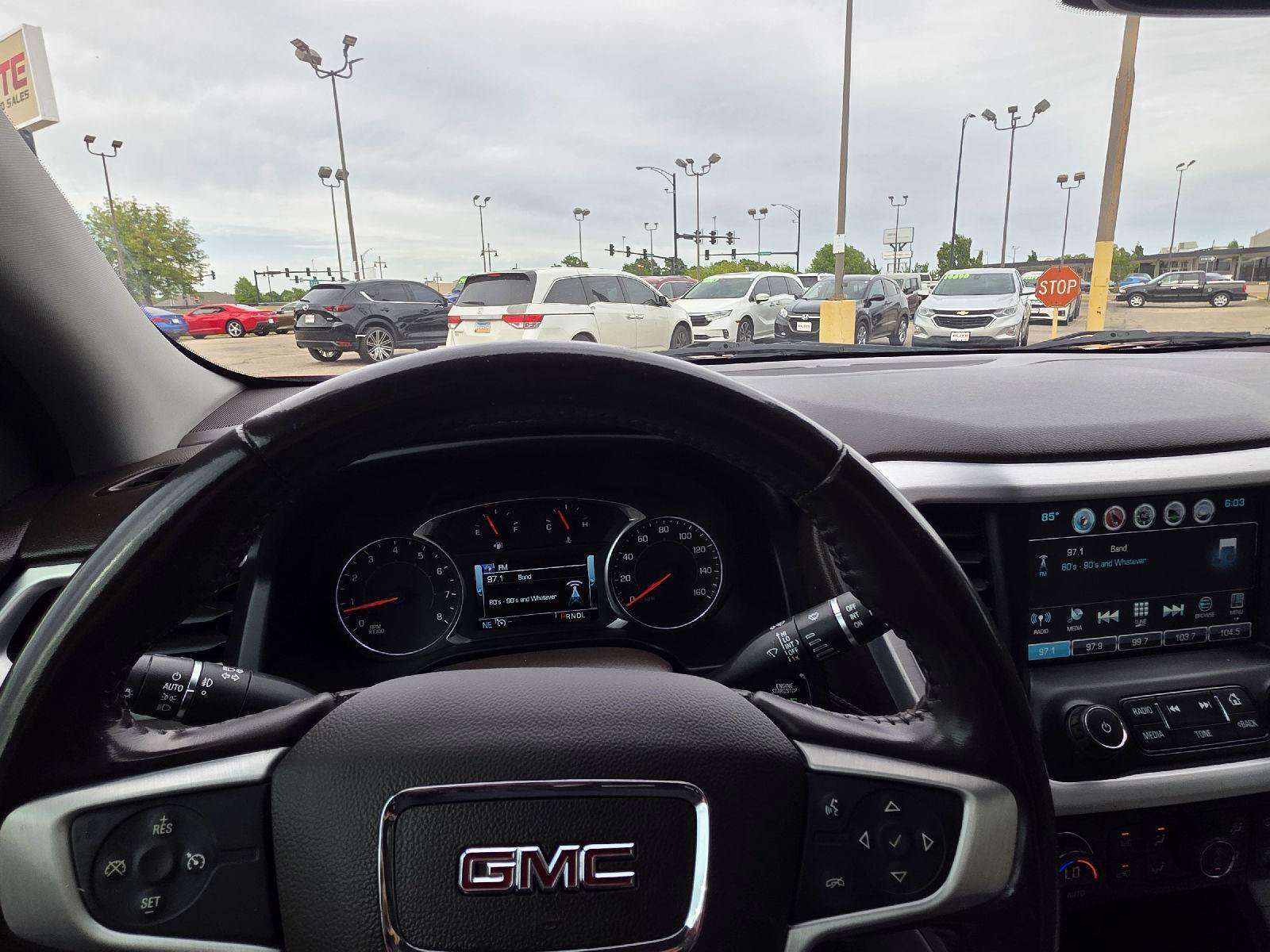 Used 2019 GMC Acadia SLT FWD image 32